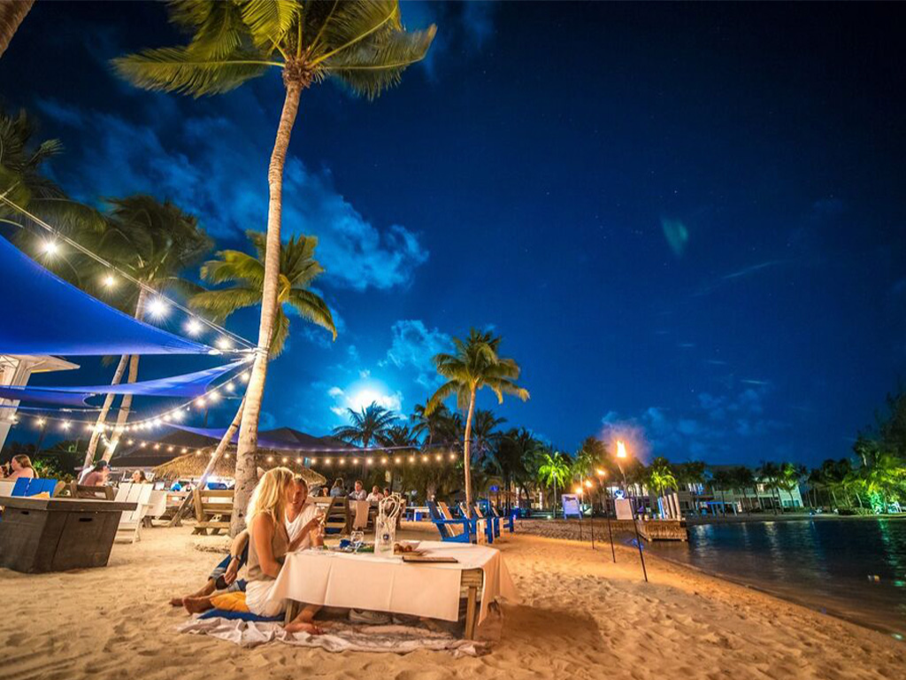 The Top Western Caribbean Cruise Destinations for Honeymooners